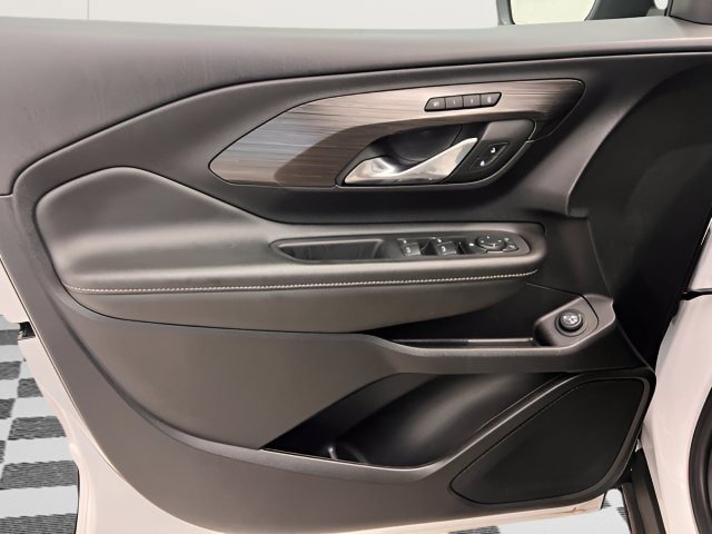 Certified 2024 GMC Terrain SLT AWD/4WD image 8