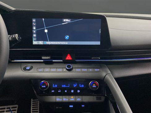New 2026 Hyundai Elantra SEL FWD image 12