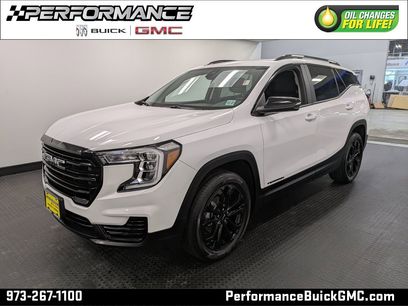 Used 2022 GMC Terrain SLE w/ Driver Convenience Package