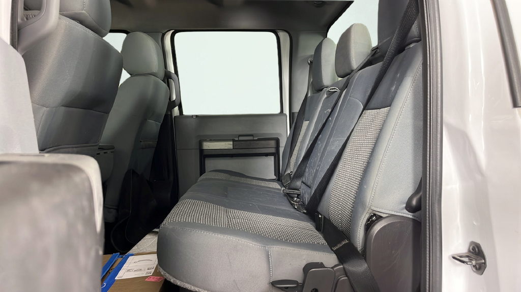 Used 2016 Ford F250 XLT w/ XLT Premium Package AWD/4WD image 16