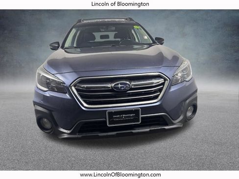Used 2018 Subaru Outback 2.5i Premium w/ Popular Package #1 AWD/4WD image 9