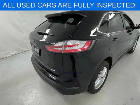 Used 2024 Ford Edge SEL w/ Convenience Package AWD/4WD image 3