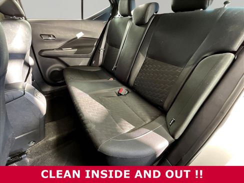 Used 2024 Nissan Kicks SV FWD image 19