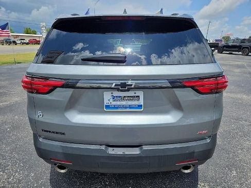 Used 2023 Chevrolet Traverse RS FWD image 6