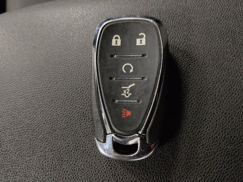 Used 2020 Chevrolet Equinox LT FWD image 32