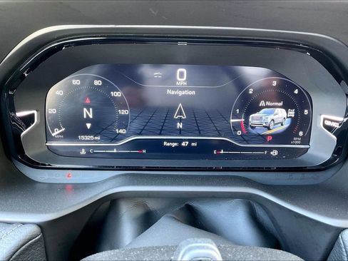 Used 2024 GMC Yukon Denali w/ Advanced Technology Package image 25