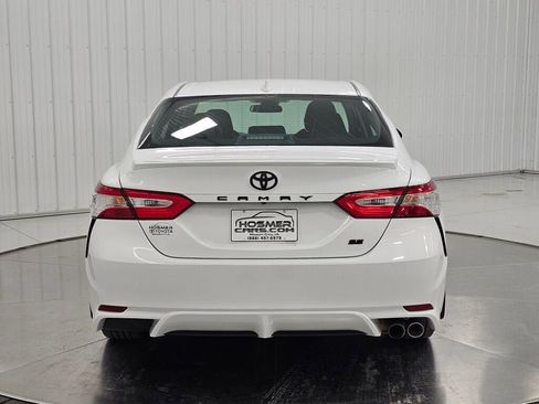 Used 2020 Toyota Camry SE image 35