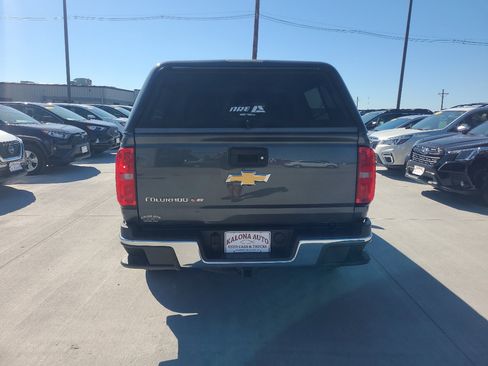 Used 2017 Chevrolet Colorado W/T w/ WT Convenience Package image 6