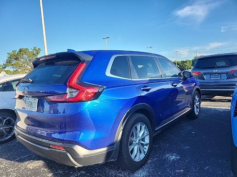 Used 2024 Honda CR-V EX image 2