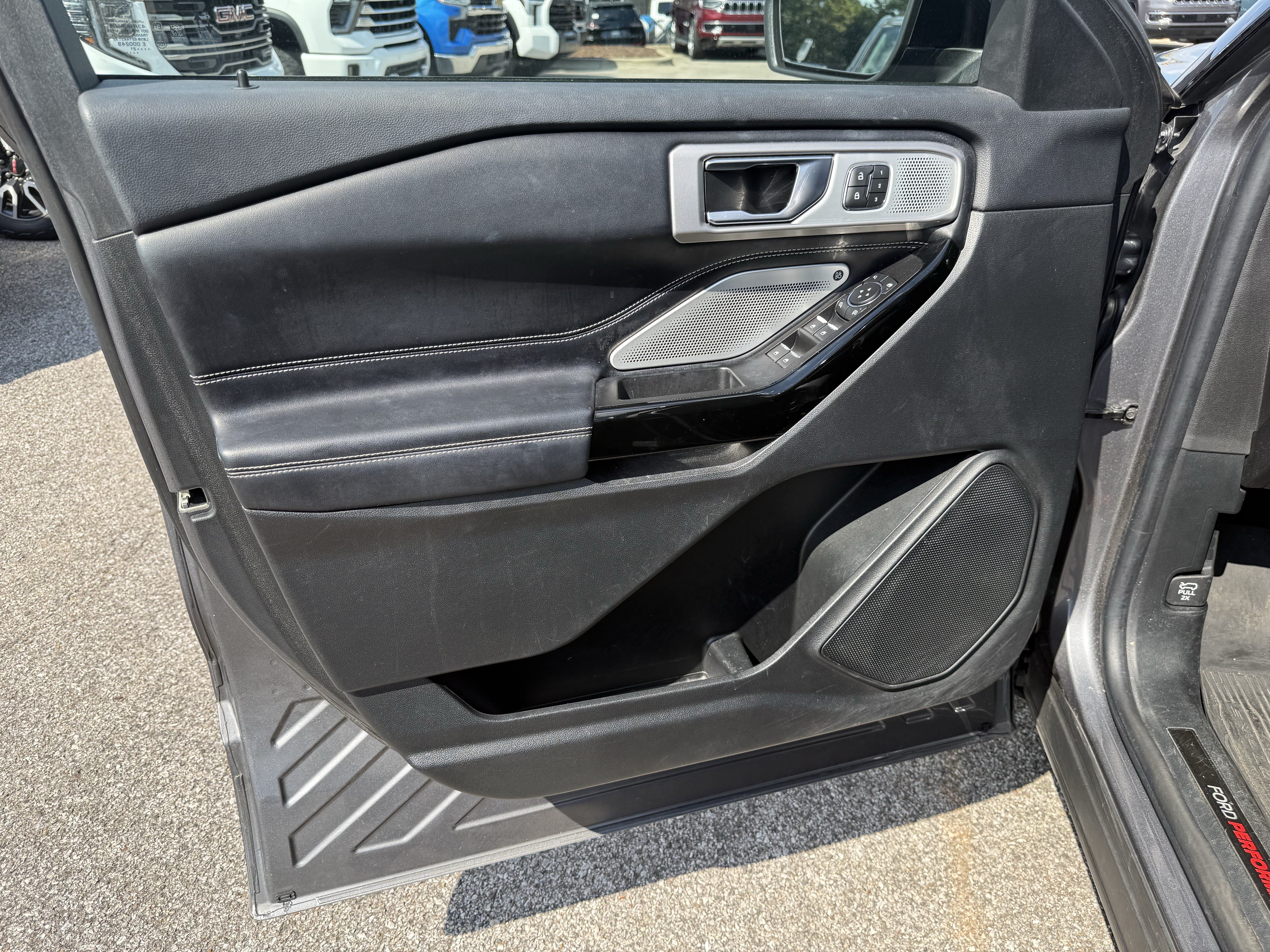 Used 2021 Ford Explorer ST w/ Equipment Group 401A AWD/4WD image 14