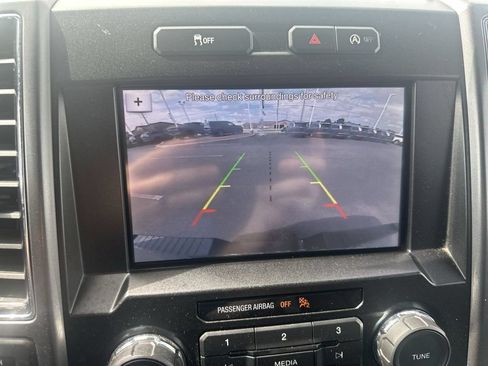 Used 2019 Ford F150 XLT w/ Equipment Group 302A Luxury AWD/4WD image 24