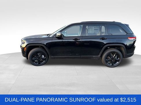 New 2025 Jeep Grand Cherokee Limited w/ Luxury Tech Group II AWD/4WD image 5
