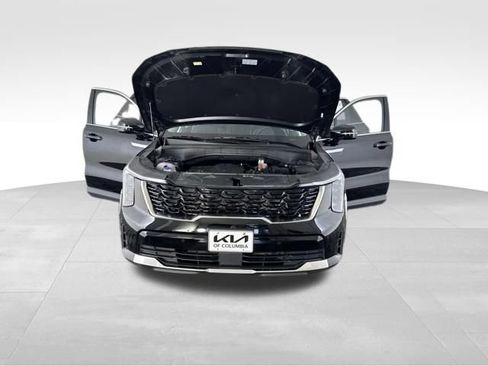 Certified 2024 Kia Sorento S w/ Panoramic Sunroof Package FWD image 13