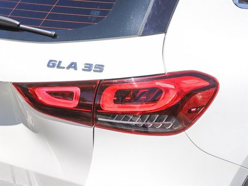 Used 2021 Mercedes-Benz GLA 35 AMG 4MATIC image 15