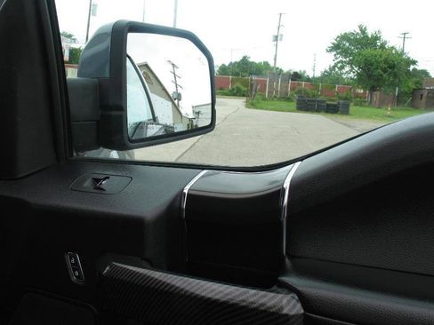 Used 2019 Ford F150 XLT w/ Equipment Group 302A Luxury AWD/4WD image 53