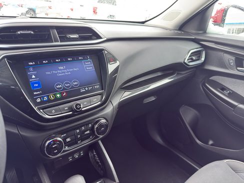 Used 2023 Chevrolet TrailBlazer LT w/ Convenience Package image 20