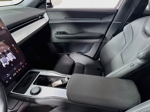 Used 2025 Polestar Polestar 3 image 25