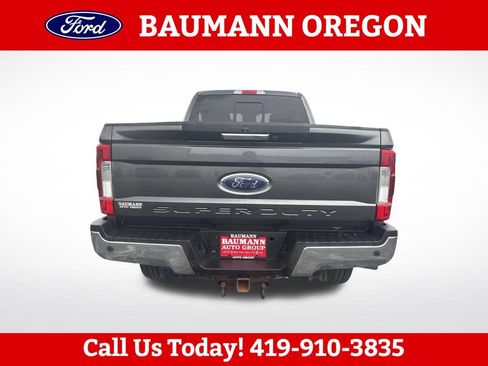 Used 2018 Ford F250 Lariat w/ Chrome Package AWD/4WD image 4