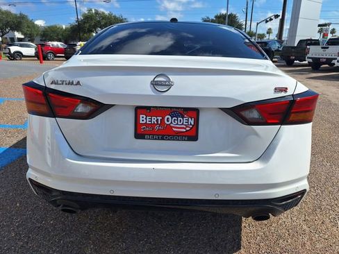 Certified 2024 Nissan Altima 2.5 SR FWD image 6