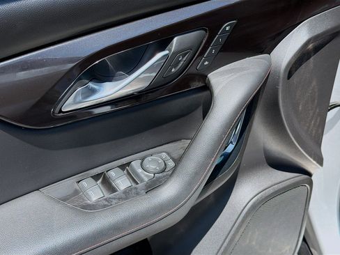 Used 2019 Chevrolet Blazer RS FWD image 22