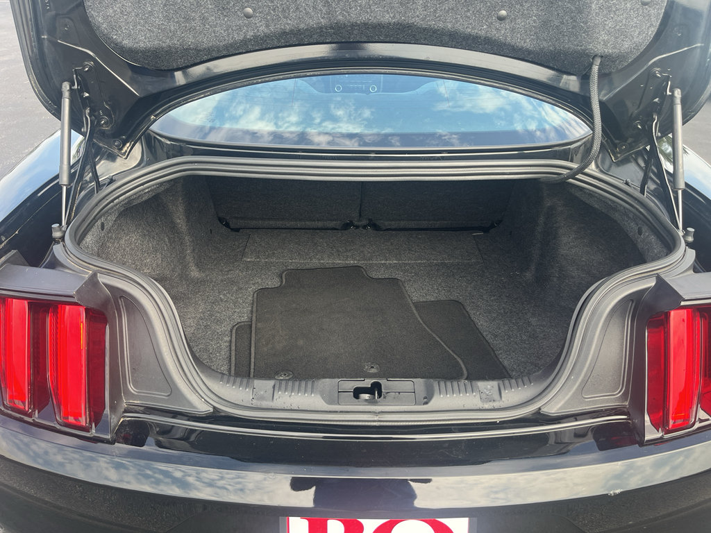 Used 2016 Ford Mustang GT RWD image 9