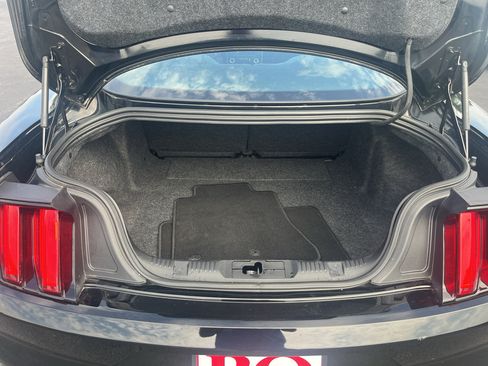 Used 2016 Ford Mustang GT RWD image 9