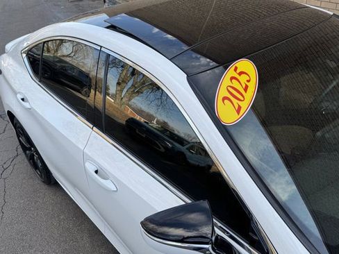 Used 2025 Lexus ES 350 w/ Accessory Package (Z2) image 8