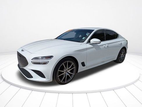 Used 2023 Genesis G70 2.0T image 8