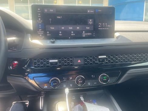 Used 2024 Honda Accord Sport image 7