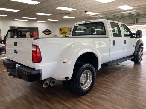 Used 2015 Chevrolet Silverado 2500 LTZ w/ LTZ Plus Package AWD/4WD image 4