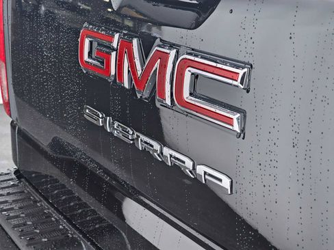 New 2026 GMC Sierra 1500 Elevation image 16
