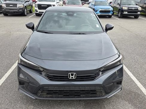 Used 2024 Honda Civic Sport image 2