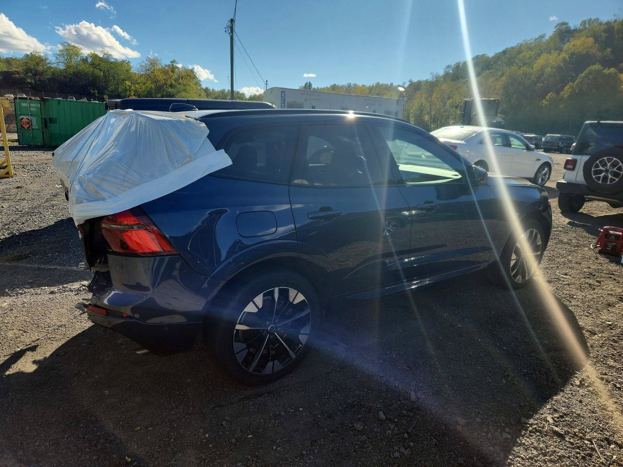 Used 2026 Volvo XC60 T8 Plus w/ Protection Package Premier AWD/4WD image 5
