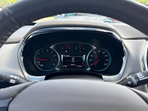 Used 2018 Chevrolet Traverse Premier w/ Driver Confidence II Package FWD image 14