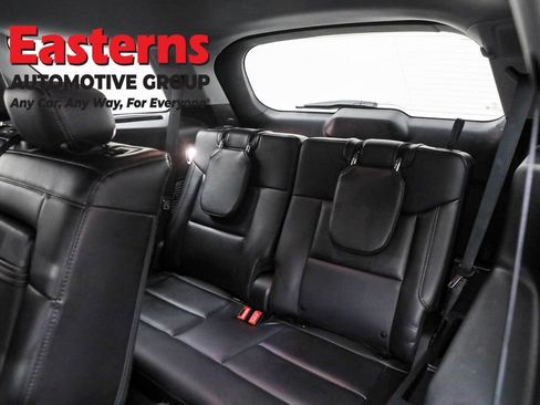 Used 2024 Ford Explorer Limited image 26