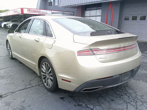 Used 2017 Lincoln MKZ Select w/ Technology Package FWD image 10