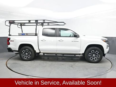 Used 2024 Chevrolet Colorado Z71 w/ Advanced Trailering Package AWD/4WD image 9