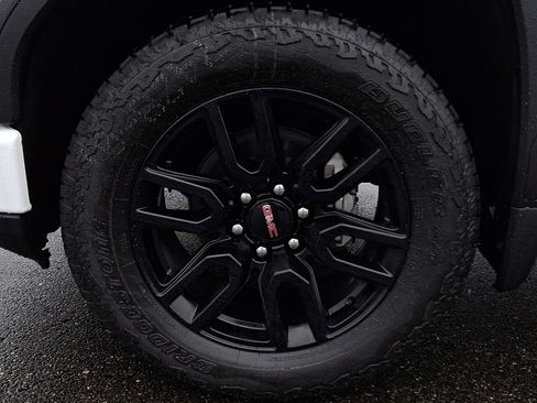 Certified 2026 GMC Sierra 1500 Elevation image 28