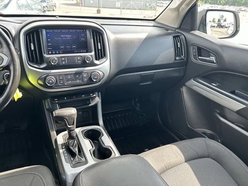 Used 2021 Chevrolet Colorado LT w/ Fleet Safety Package RWD image 22