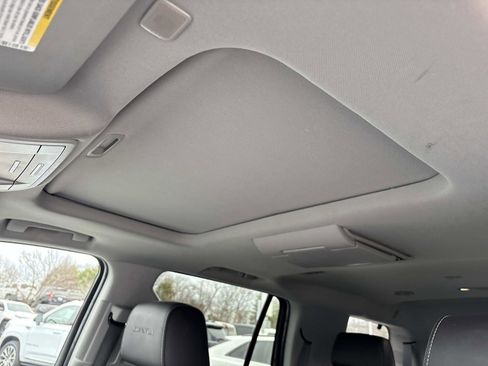 Used 2019 GMC Yukon Denali w/ Open Road Package image 17