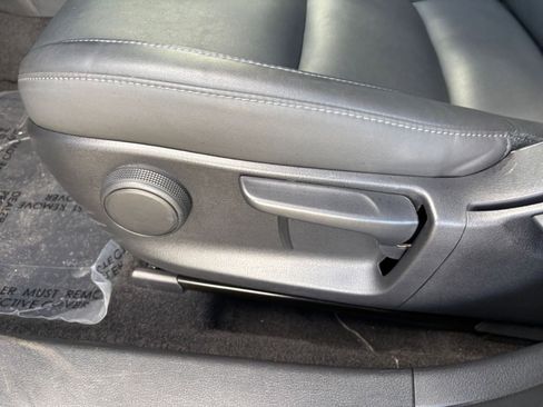 Used 2025 MAZDA CX-30 AWD 2.5 S w/ Select Sport Pkg image 23