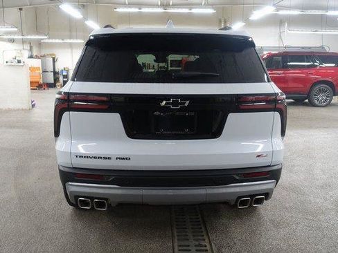 New 2026 Chevrolet Traverse Z71 w/ Enhanced Driving Package AWD/4WD image 6