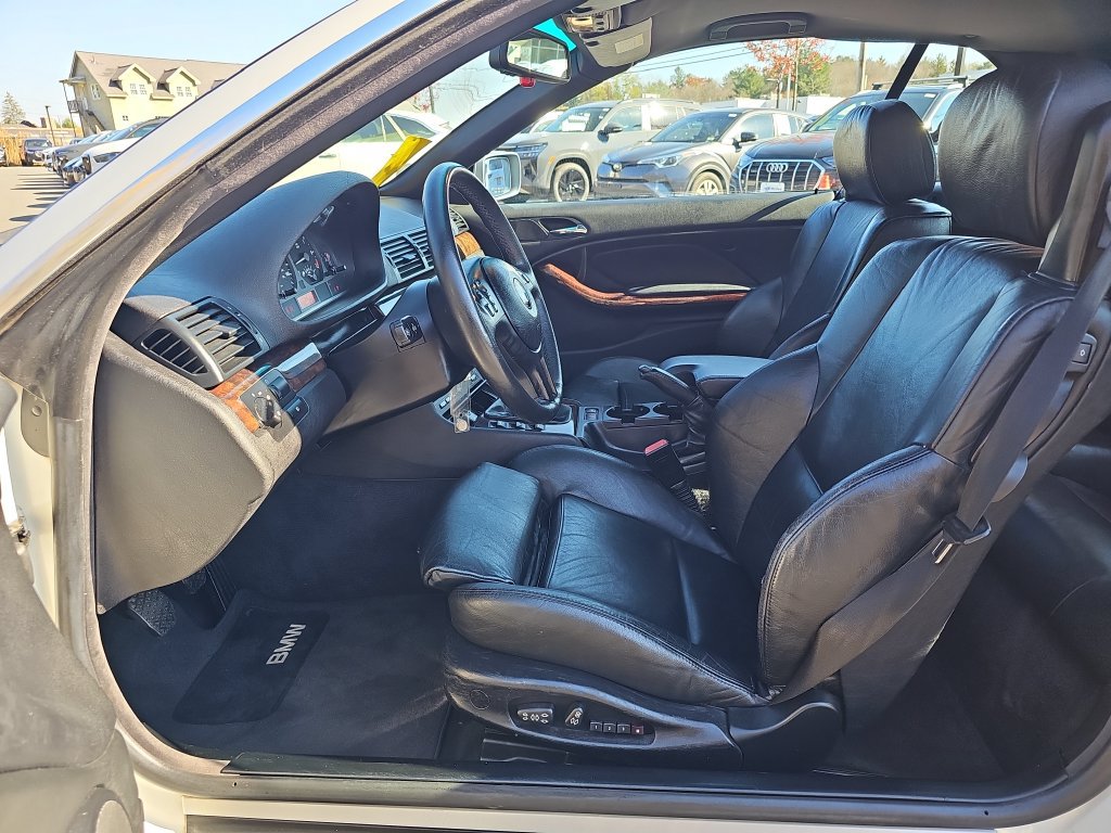 Used 2000 BMW 323ci Convertible RWD image 9