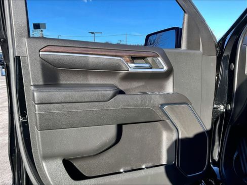 Used 2023 Chevrolet Silverado 1500 RST w/ Rally Edition image 9