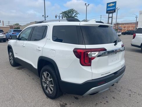Used 2023 GMC Acadia SLE w/ Driver Convenience Package image 7
