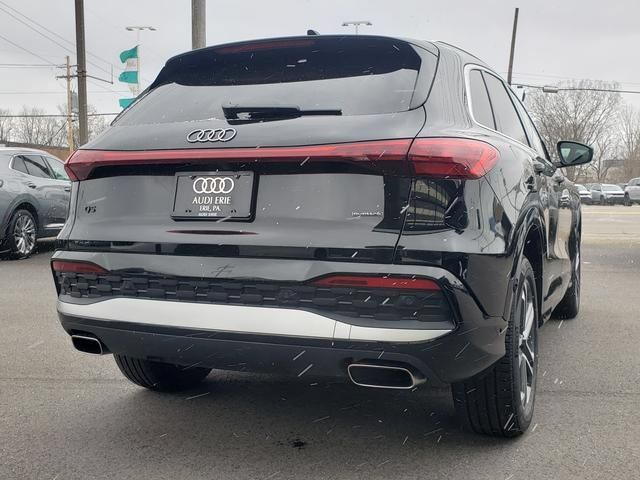Used 2025 Audi Q5 Premium w/ Convenience Package AWD/4WD image 3