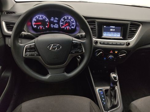 Used 2019 Hyundai Accent SE FWD image 22