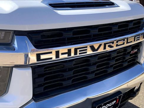 Used 2022 Chevrolet Silverado 2500 LT w/ Convenience Package image 29