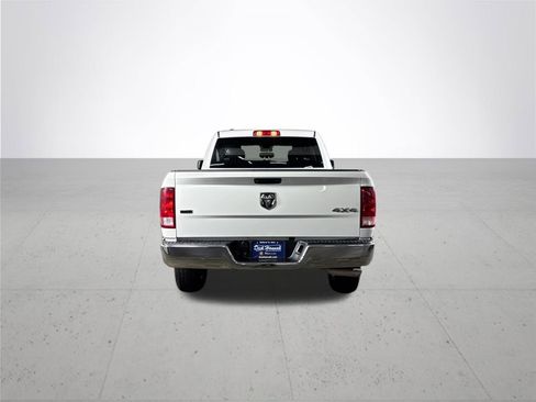 Used 2024 RAM 1500 Classic SLT image 7