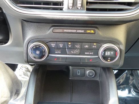 Used 2020 Ford Escape SE AWD/4WD image 31
